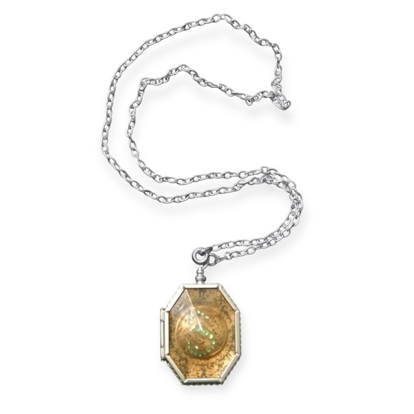 Harry Potter Horcrux Locket BRAND NEW Officially licensed - Picture 6 of 6